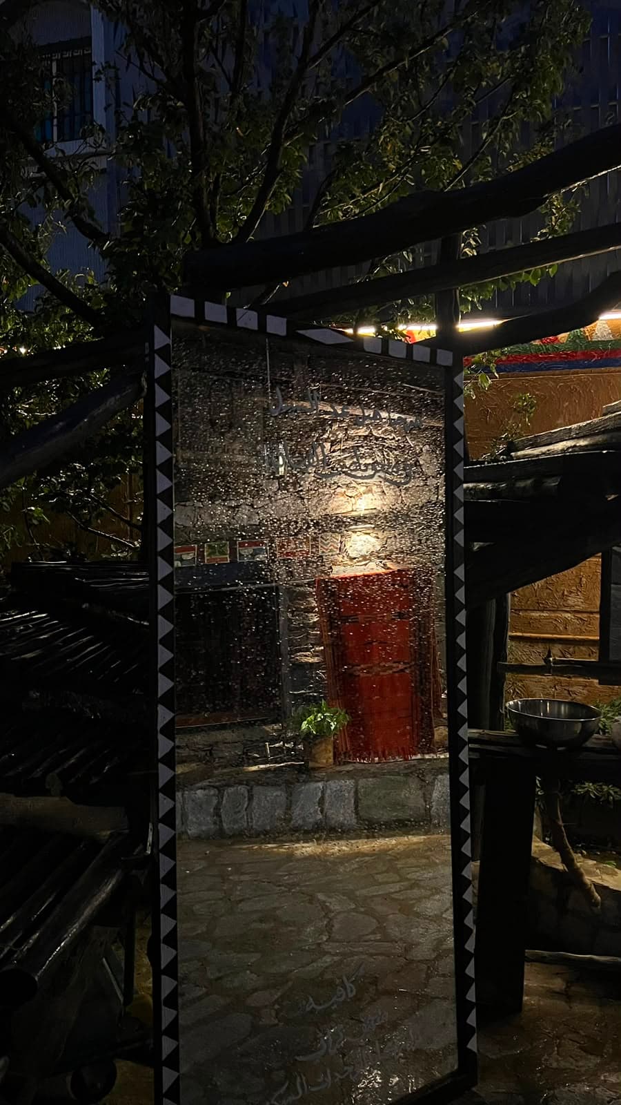 अल फय्यान हेरिटेज लॉज एंड म्यूजियम में मनोरम दृश्य के साथ एक ऐतिहासिक प्रवास का अनुभव करें।