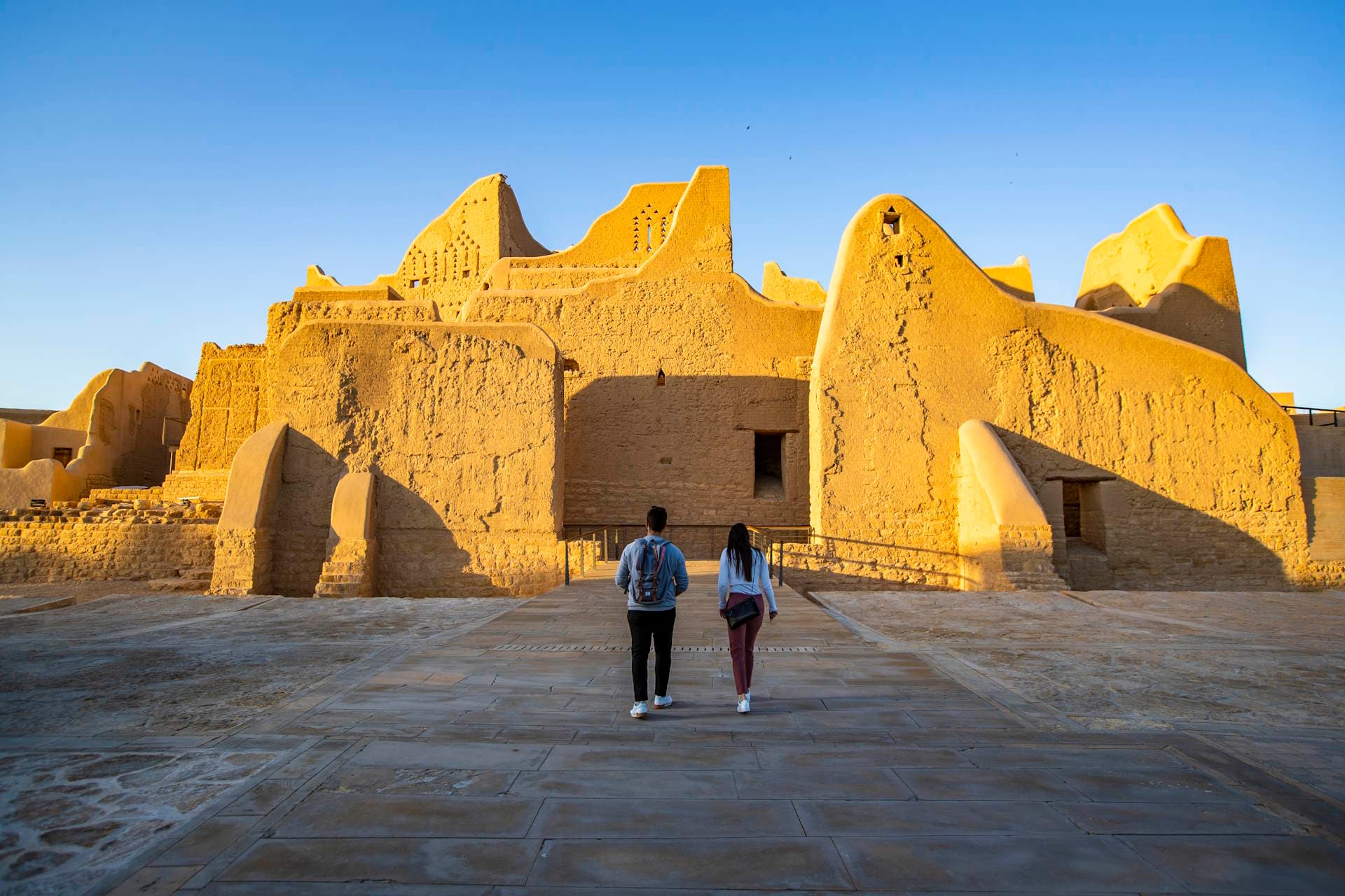 Visita guiada al barrio de Al-Tarif y al mirador de Al-Bajiri, con entradas incluidas.