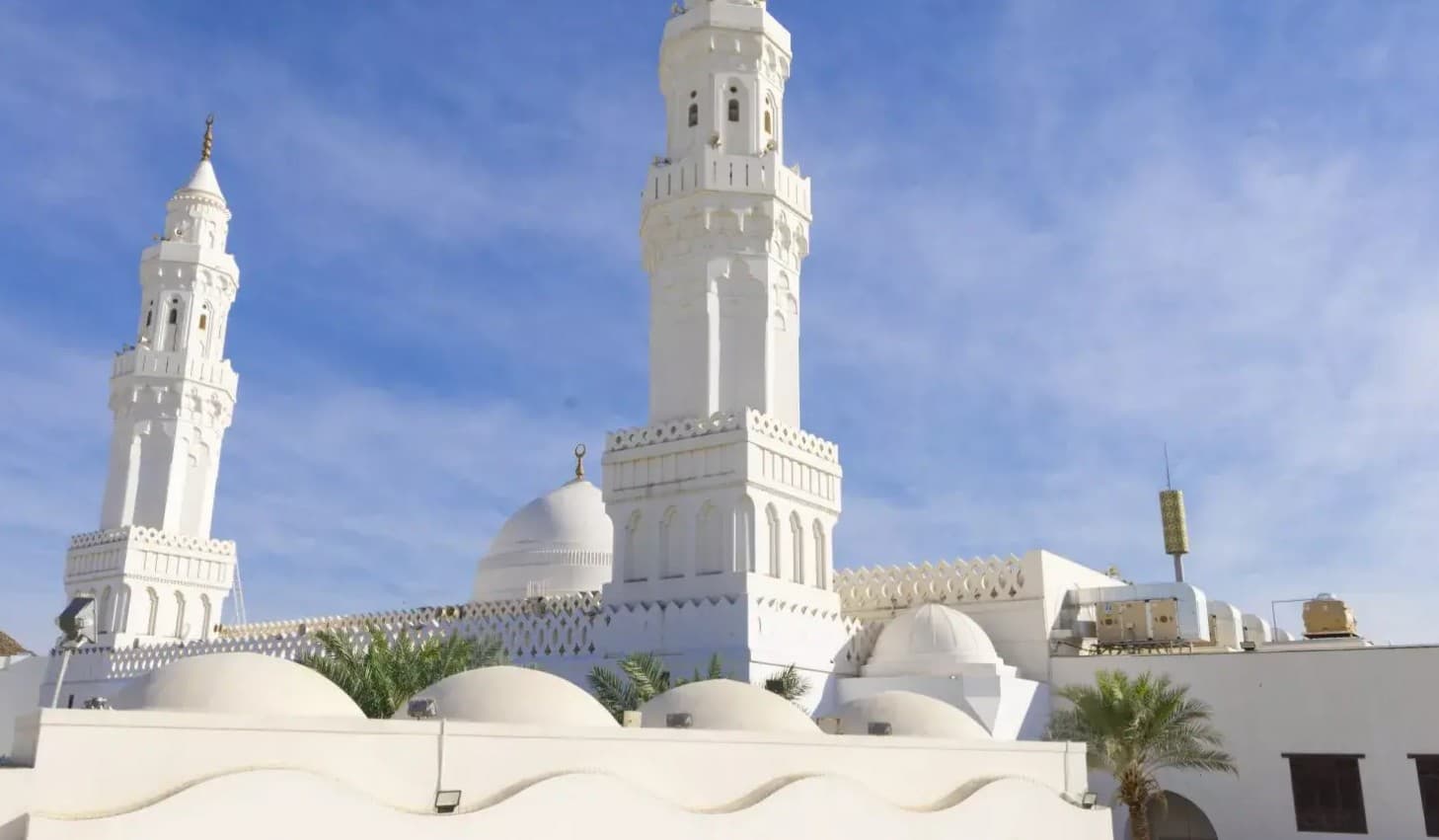 Medina sightseeing tour by car